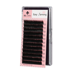 Easy Fanning for Volume Lashes